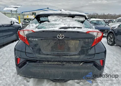 2021 Toyota C-Hr Xle z USA, uszkodzony, nr VIN NMTKHMBX6MR120535
